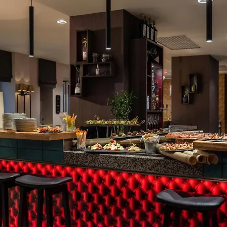 Nyx By Leonardo ميلان