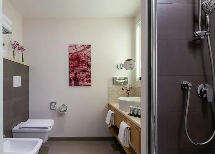 Nyx By Leonardo 4* ميلان